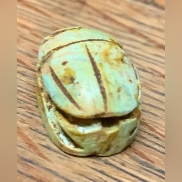 Vintage Hand Carved Egyptian Scarab Beetle Jewelry Bead - Picture 5 of 15